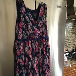 Woman’s sleeveless dress.